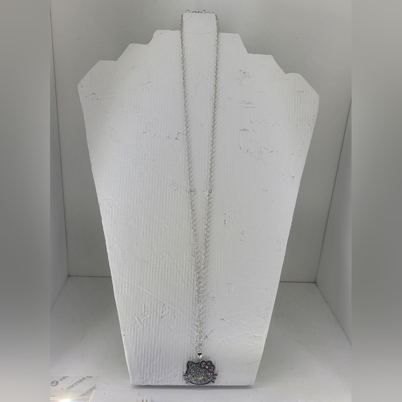 Hello Kitty Charm Necklace - Picture 3 of 4